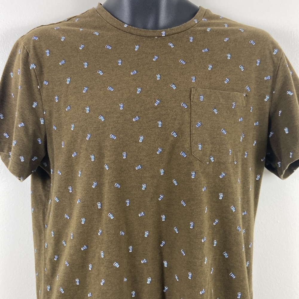 ✨3/$25✨ RW&CO Coffee Cup Graphic Tee - L - Picture 2 of 8